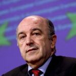 Almunia preoccupato per la situazione economica in Italia e Grecia 