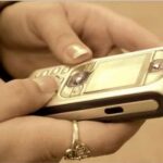 Sms cari? Per gli operatori di telefonia mobile no