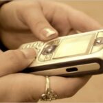 Cellulari: i gestori si oppongono al tetto massimo sugli sms